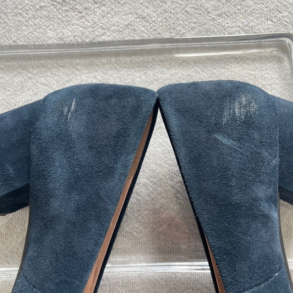 Taryn Rose Blue Suede Pumps with Block Heels - size 9.5 - Picture 6 of 6